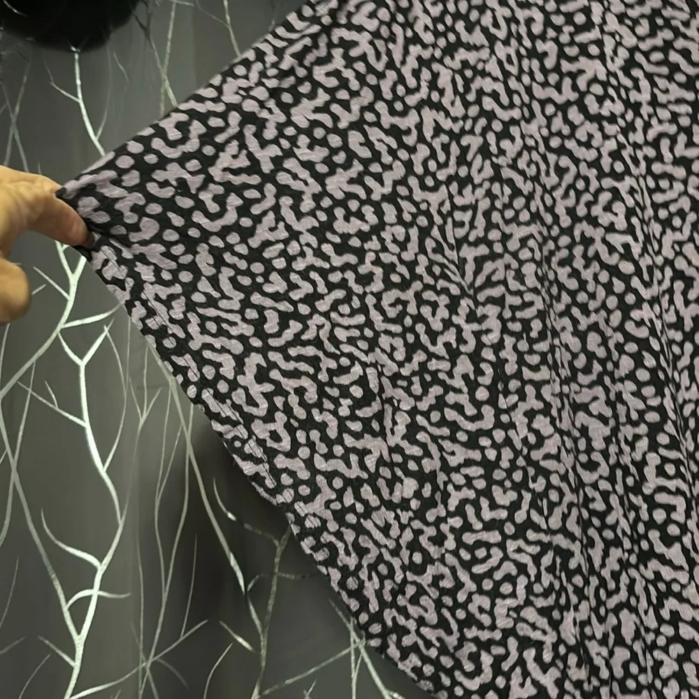 Purple and black top with winged sleeves, great condition fair - Picture 3 of 3